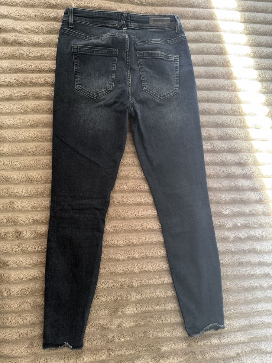 Only Jeans: Damen Jeans von ONLY, Grösse 38  – Usato da Riehen venduto da fee999 2