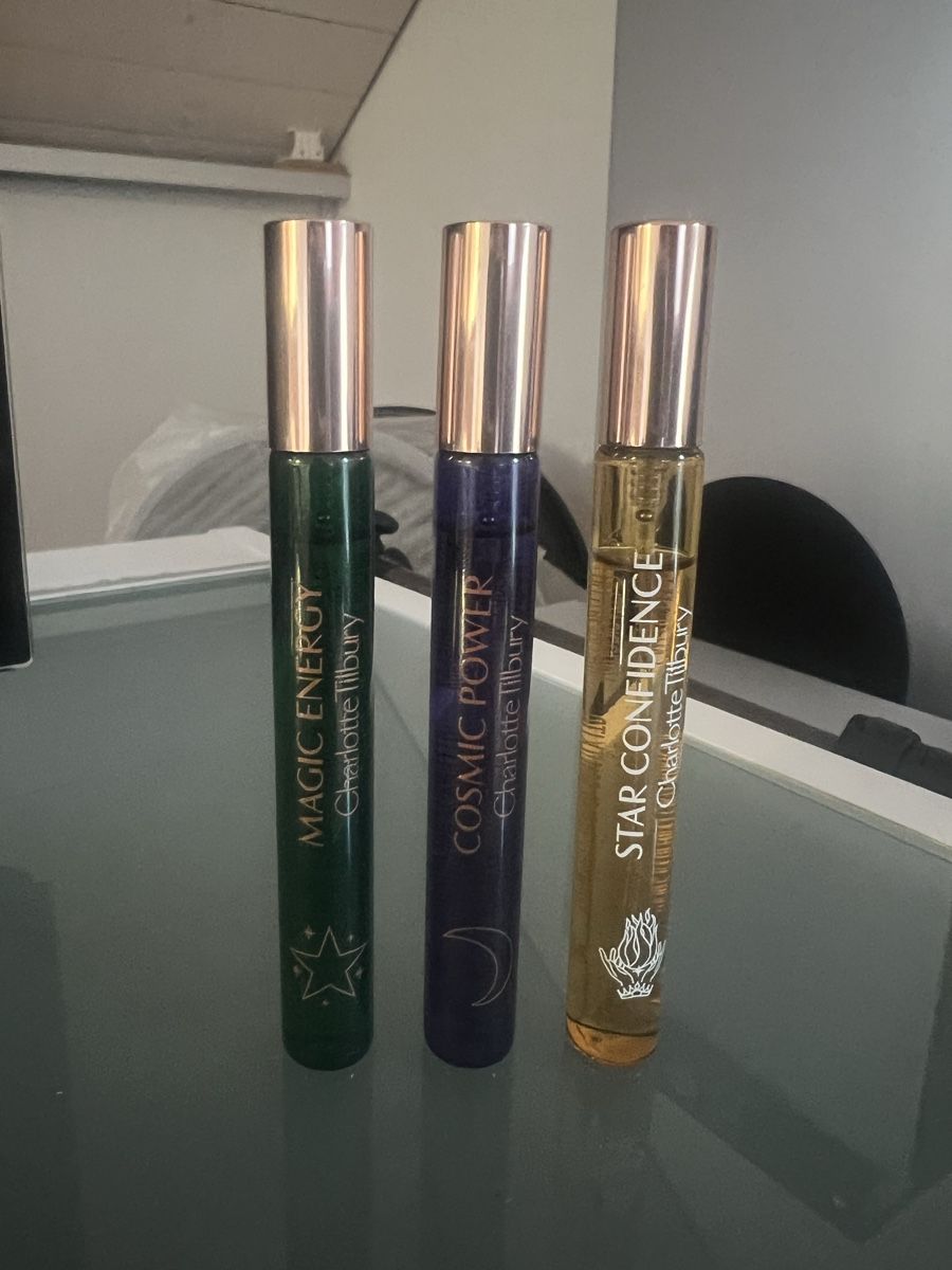 Charlotte Tilbury Profumi & Eau de Toilette: Charlotte Tilbury Parfum Set 10ml – Nuovo (secondo la descrizione) da Kreuzlingen venduto da Lamaro45 1