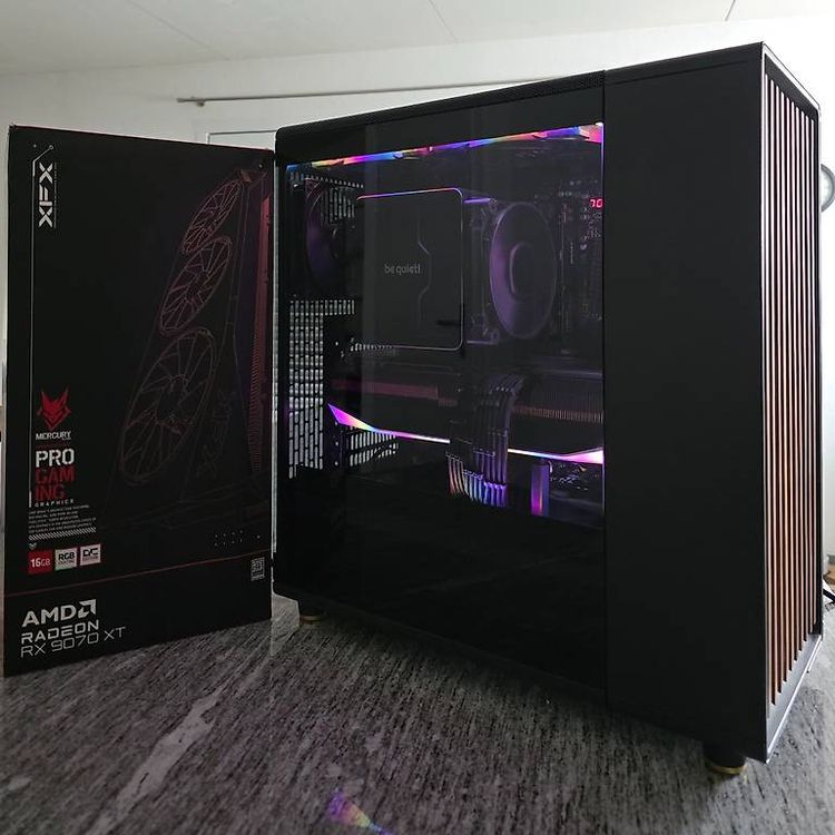 Custom Gaming PC - 9800X3D , XFX 9070XT Mercury, 32GB DDR5 (Gebraucht ...