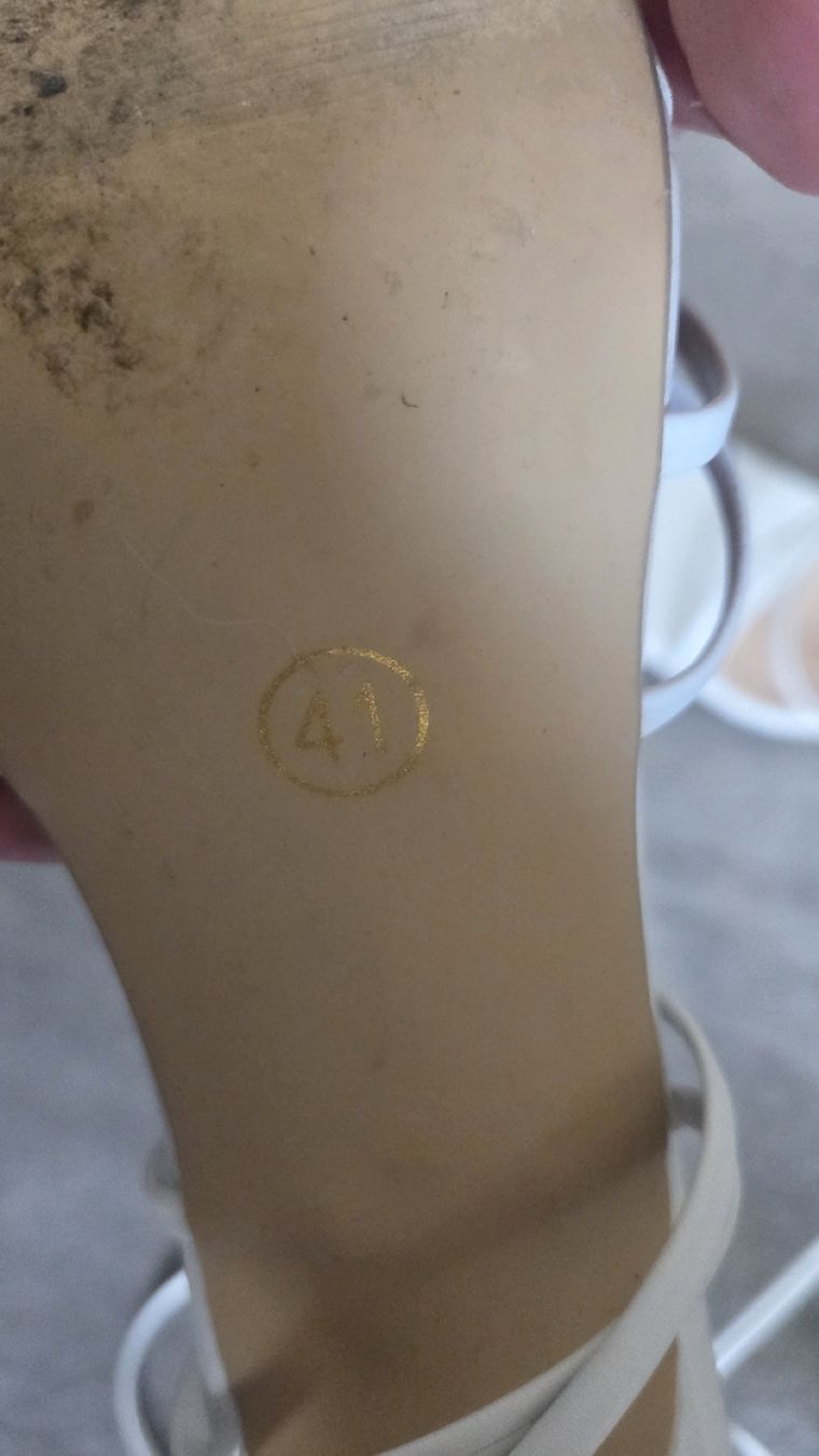 Damenschuhe: High Heels mit Beinschnürung – Neu (gemäss Beschreibung) aus Worb von lara.bklf 1