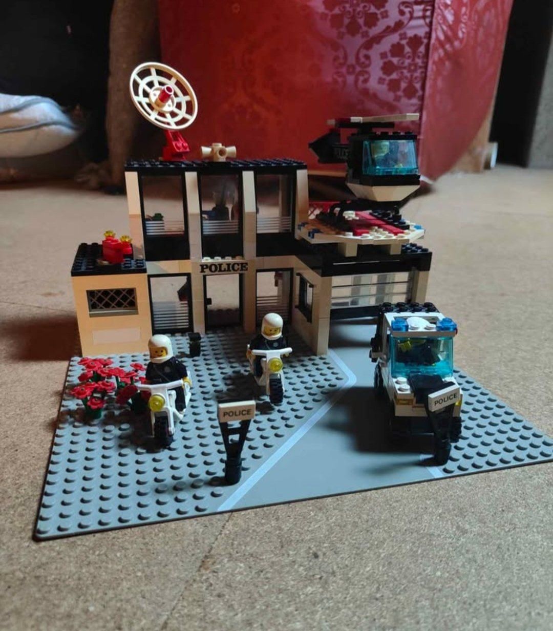 Lego Baukästen: Lego Polizeistation – Gebraucht aus Zollikofen von Cecilia18 1