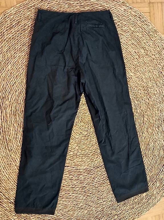 Jil Sander Pantalons: Schlichte dunkelblaue Hose von Jil Sander – D'occasion à Zürich par Melianea 3
