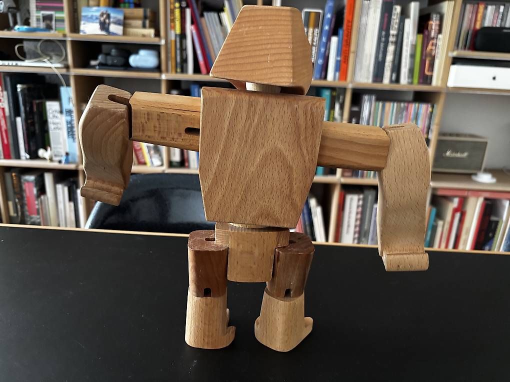 Giocattoli: Areaware - Wooden Creatures - Hanno der Gorilla – Usato da Zürich venduto da Mbi02 2