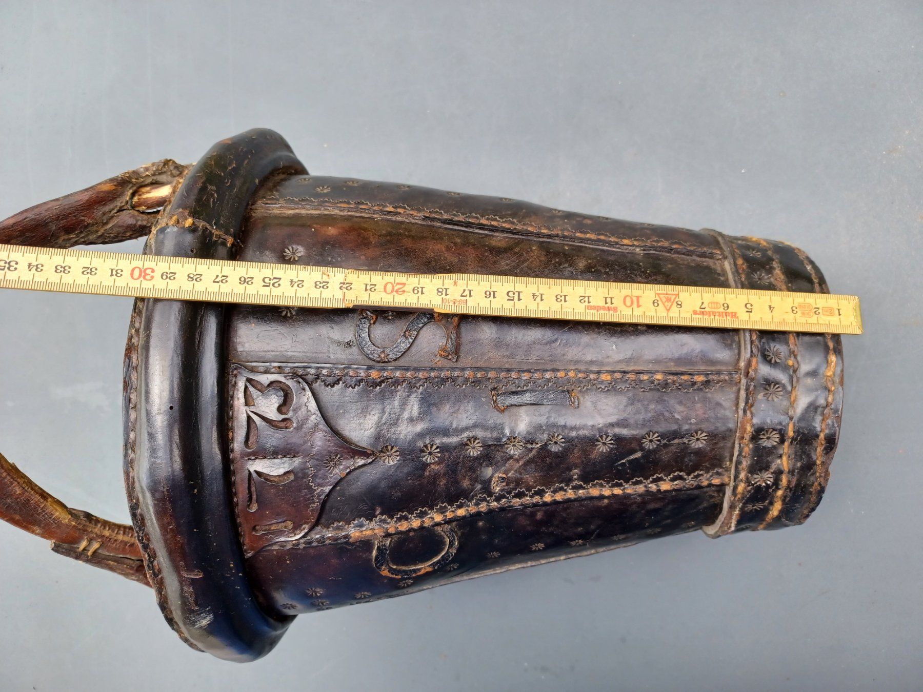 Feuerlöscher: 1 antiker Löscheimer, "Feuerwehr", Leder, "1773" – Gebraucht aus Horw von Mikesch108 7