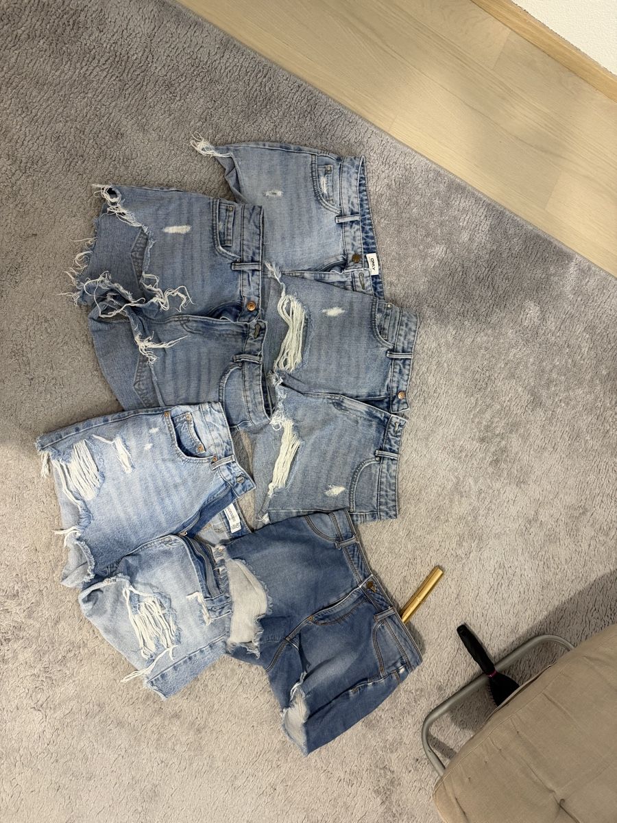 Only Kleiderpakete: 5 shorts Only,Stradivarius,etc.. – Gebraucht aus Vacallo von Vale_1234 1