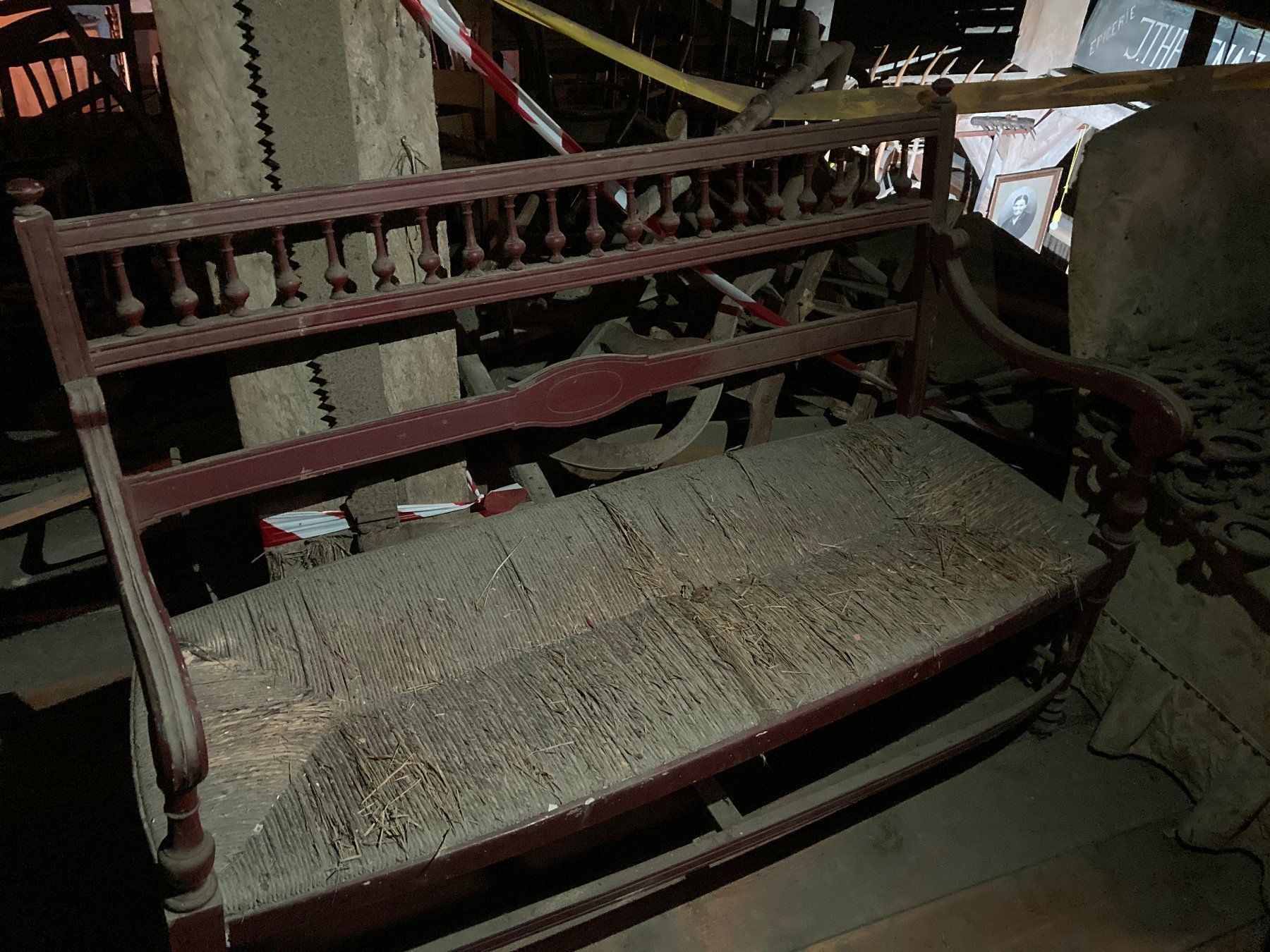 Panchine: Banc 1900 pour relook alte Bank – Usato da St-Cierges venduto da LeRegain 1