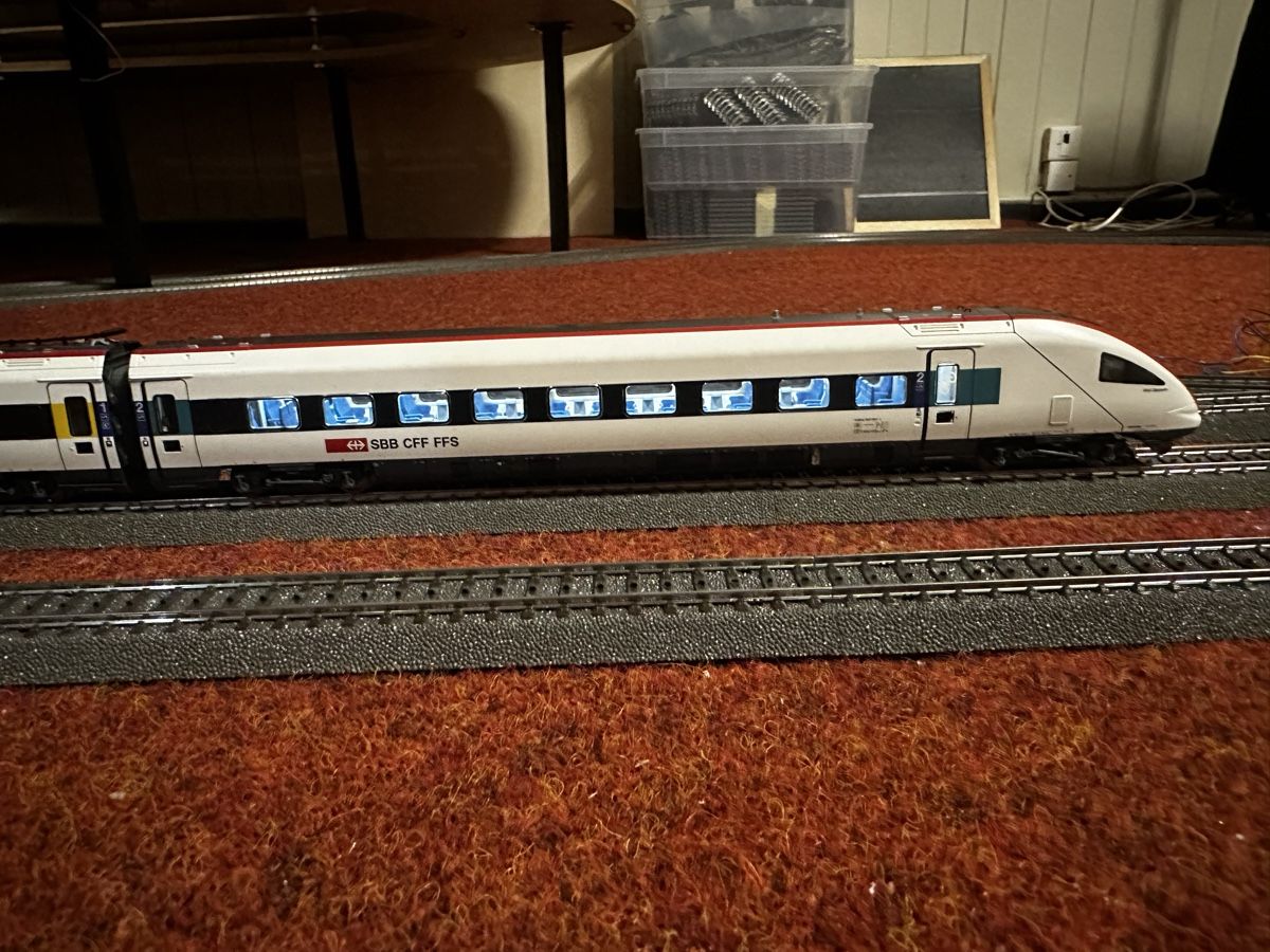 Roco Modelleisenbahnen: Roco 69150 ICN, Graf Zeppelin, 5 Teilig – Gebraucht aus Wollerau von saymon_eggler 2