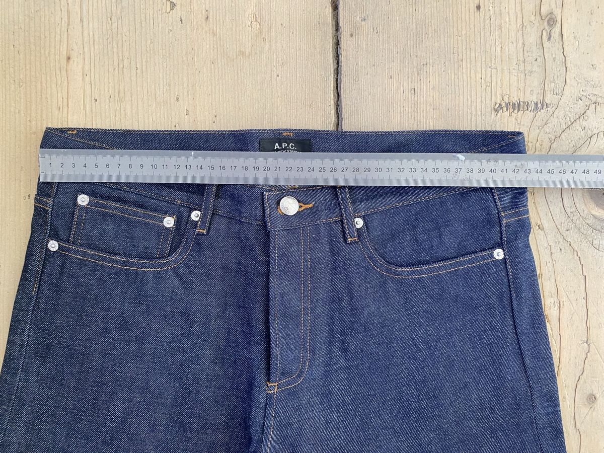 Apc Jeans: A.P.C Jeans – Nuovo (secondo la descrizione) da Chur venduto da men_g9gp 1