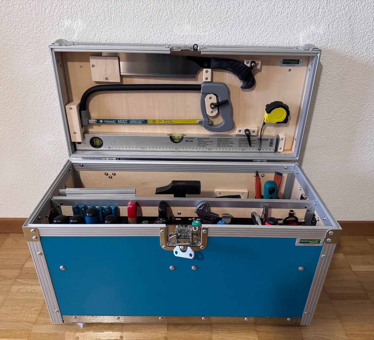Technocraft Tous les outils: Technocraft Montagekiste gebraucht – D'occasion à Zürich par Sirnexus 2