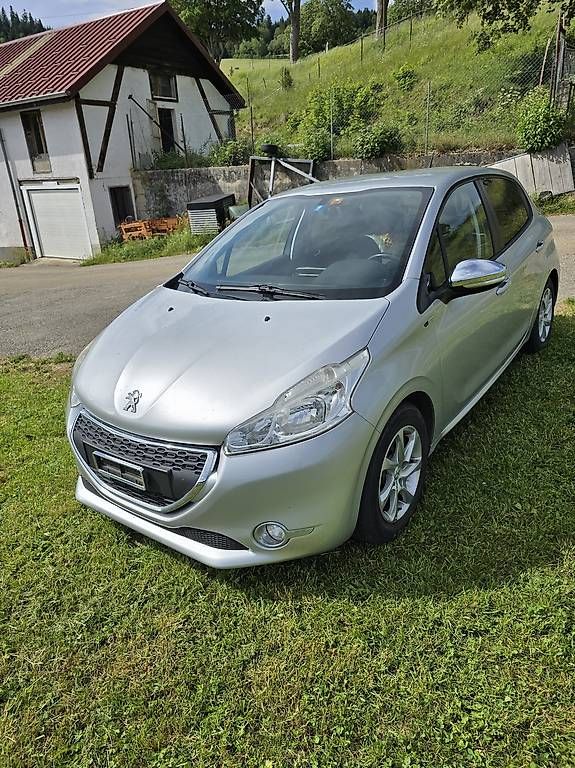 Automobili: Peugeot à vendre  – Usato da Couvet venduto da Pnobsy25 2