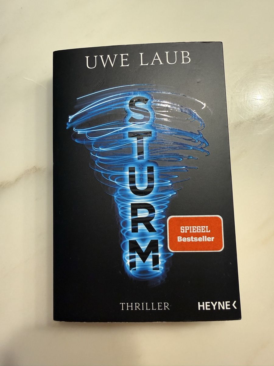 Bücher: STURM - Uwe Laub – Gebraucht aus Wohlen AG von Coco_91