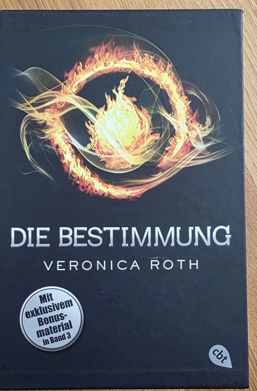 Libri: Veronica Roth Die Bestimmung Buch – Nuovo (secondo la descrizione) da St. Gallen venduto da jasilaiin 1