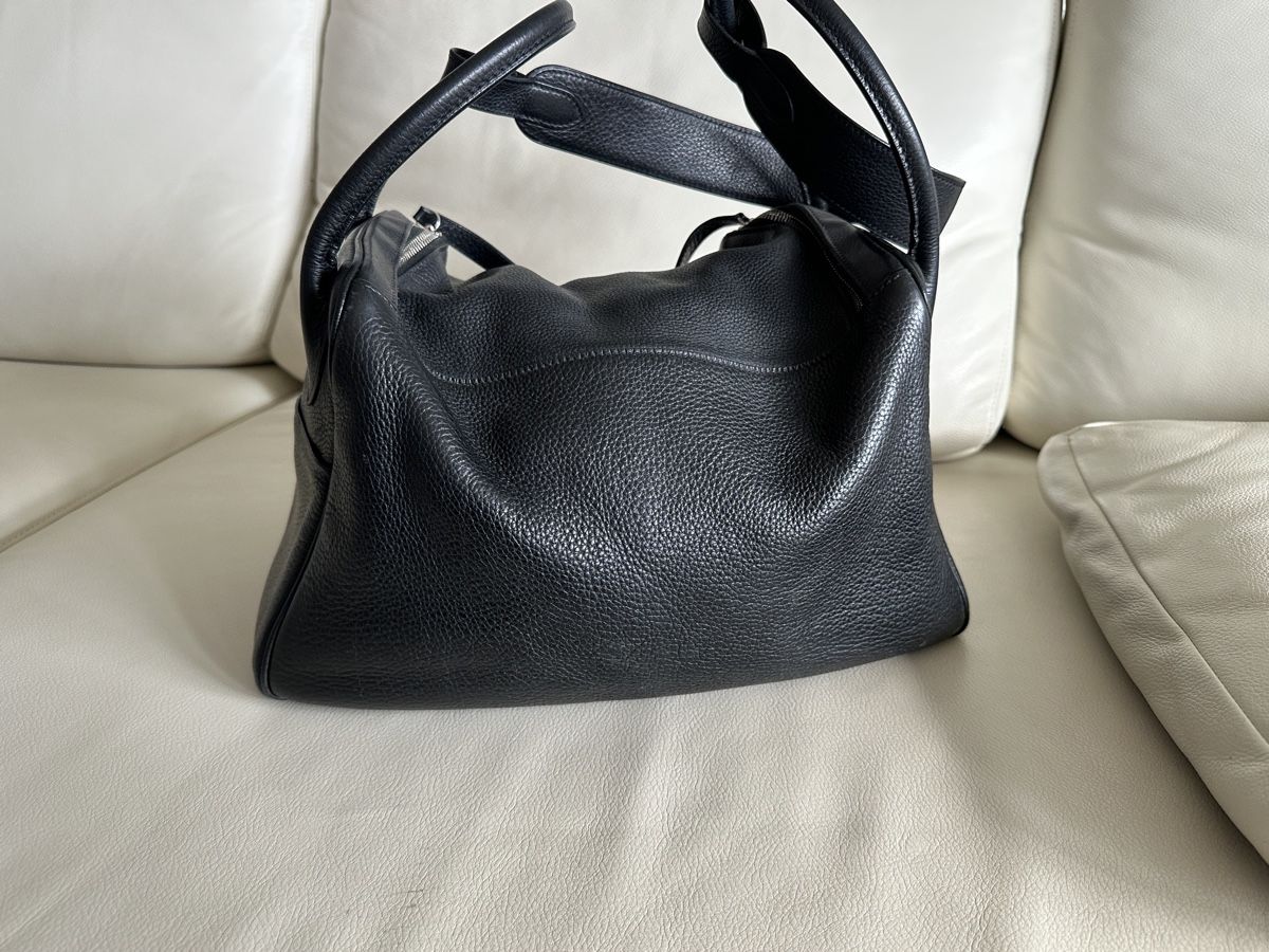 Hermès Borse da donna: HERMÈS PARIS LINDY 35, schwarz – Usato da Reinach BL venduto da Tropic_Paradise 1