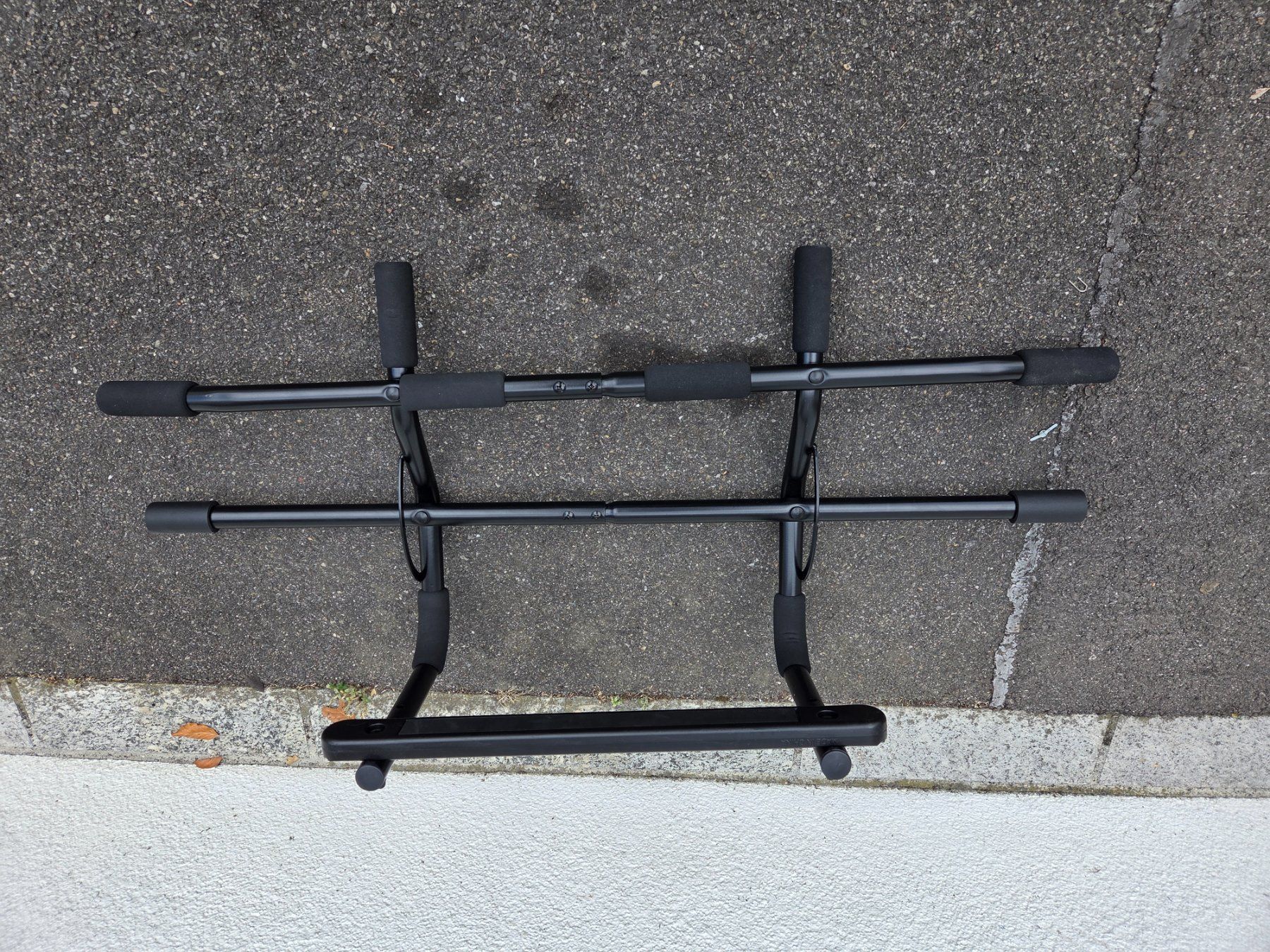 Vélos d'appartement: Klimmzugstange – D'occasion à Rudolfstetten par oliplipkon
