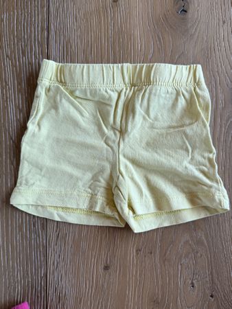 Kurze Leggins gelb Grösse 74