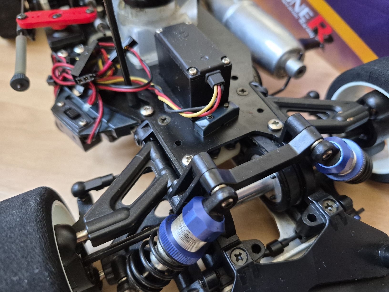 Kyosho Modellismo RC: Kyosho V One R – Usato da Dielsdorf venduto da BARDARRU 4