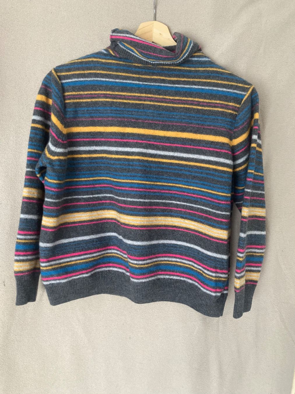 Maglioni & Felpe: Vintage Rollkragenpulli 100% Wolle gestreift Gr. S – Usato da Wädenswil venduto da qla76_wh 1