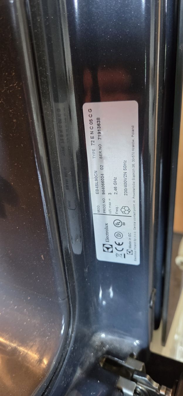 Electrolux Forni: Electrolux Einbau Backofen mit Mikrowelle Euro EB4SL90CN – Usato da Zezikon venduto da Albula390 5
