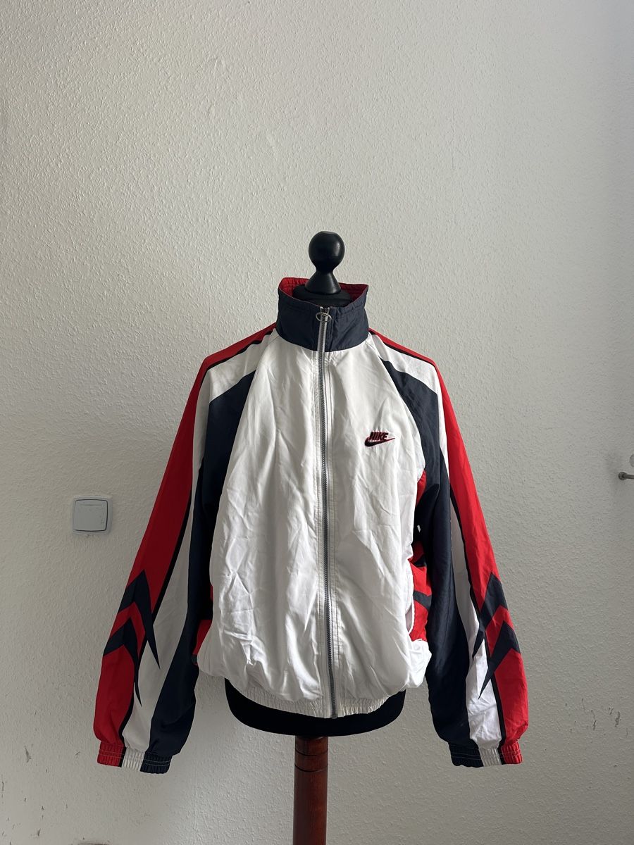 Nike Vestes: Vintage Oversize NikeSportjacke – D'occasion à Luzern par muh_22qq 3