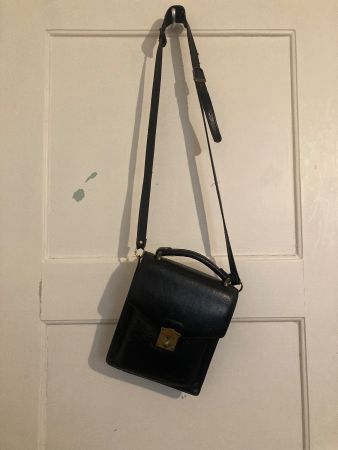 Tolle Ledertasche HENRI HERY