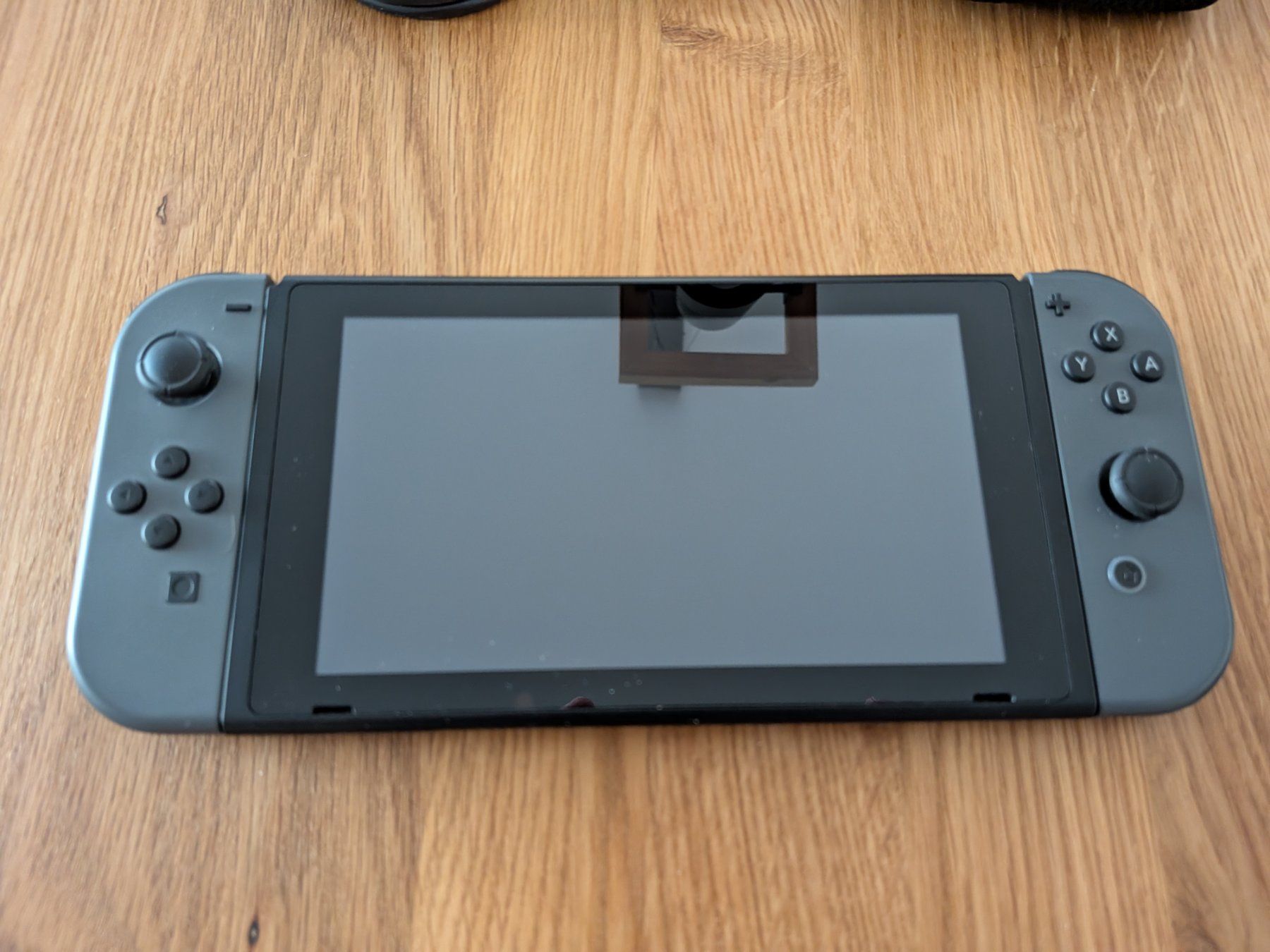 Nintendo Konsolen: Switch 1 (2017) mit Transportbox – Gebraucht aus Langenthal von cmo_2fz9 1