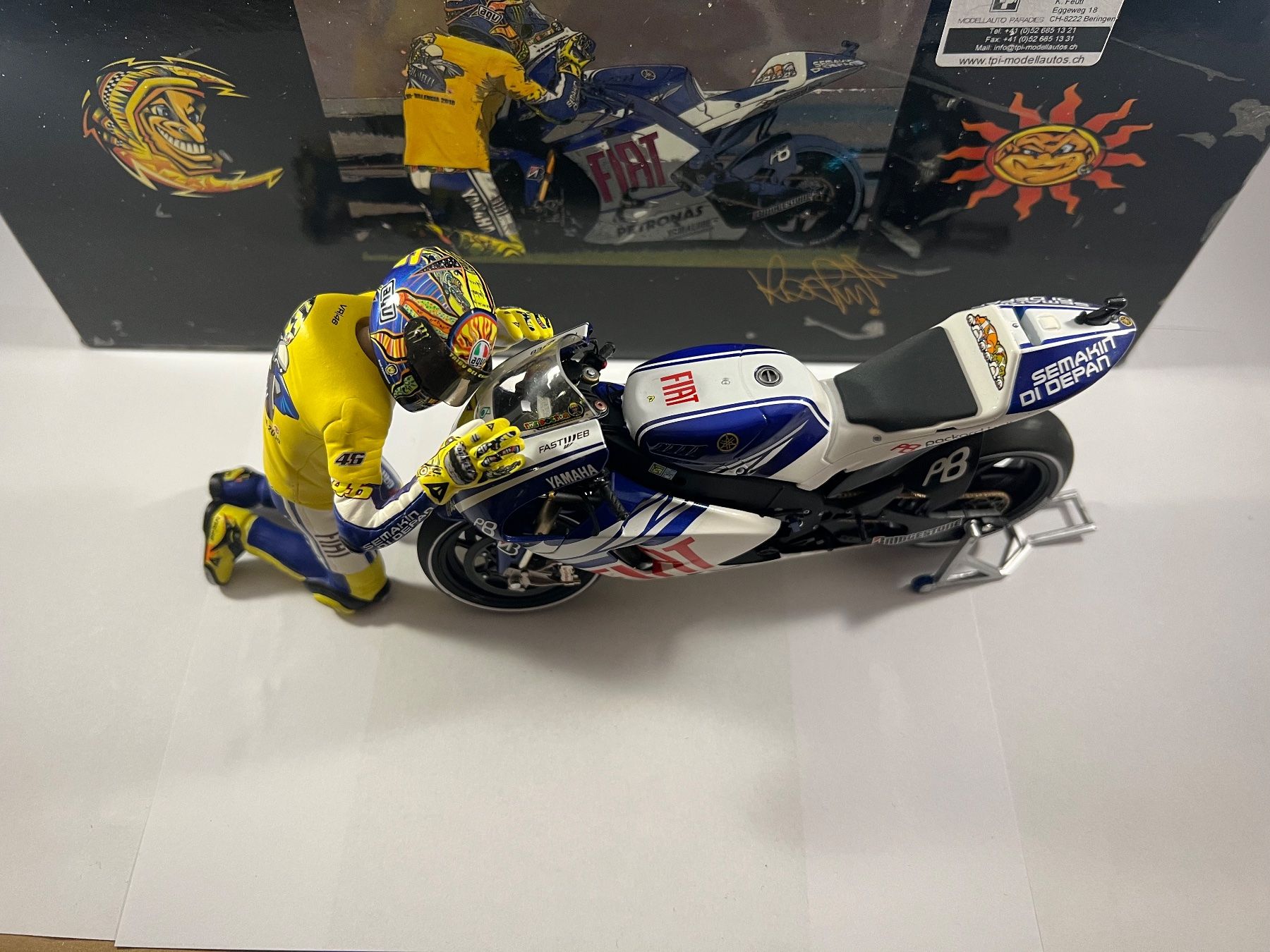 Minichamps Kit di modellismo & Modellini statici: Valentino Rossi Lot 7 – Usato da Sergey venduto da Mascotte00 2