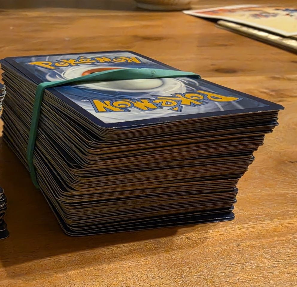 Pokémon Sammelbilder & Trading cards: Pokémon Sammelkarten – Gebraucht aus Büsserach von Divina86