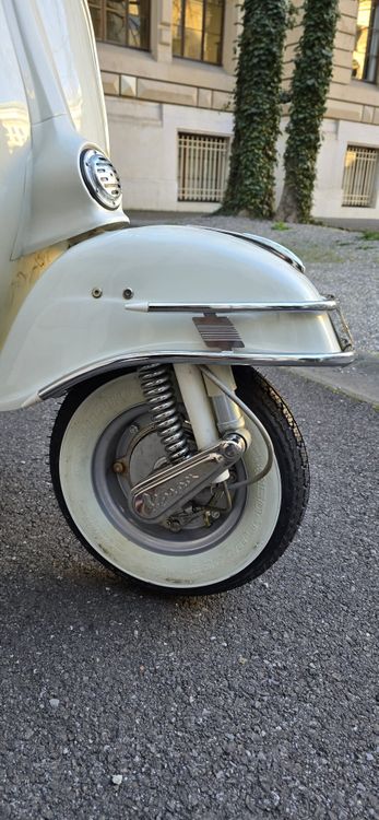 Vespa  6