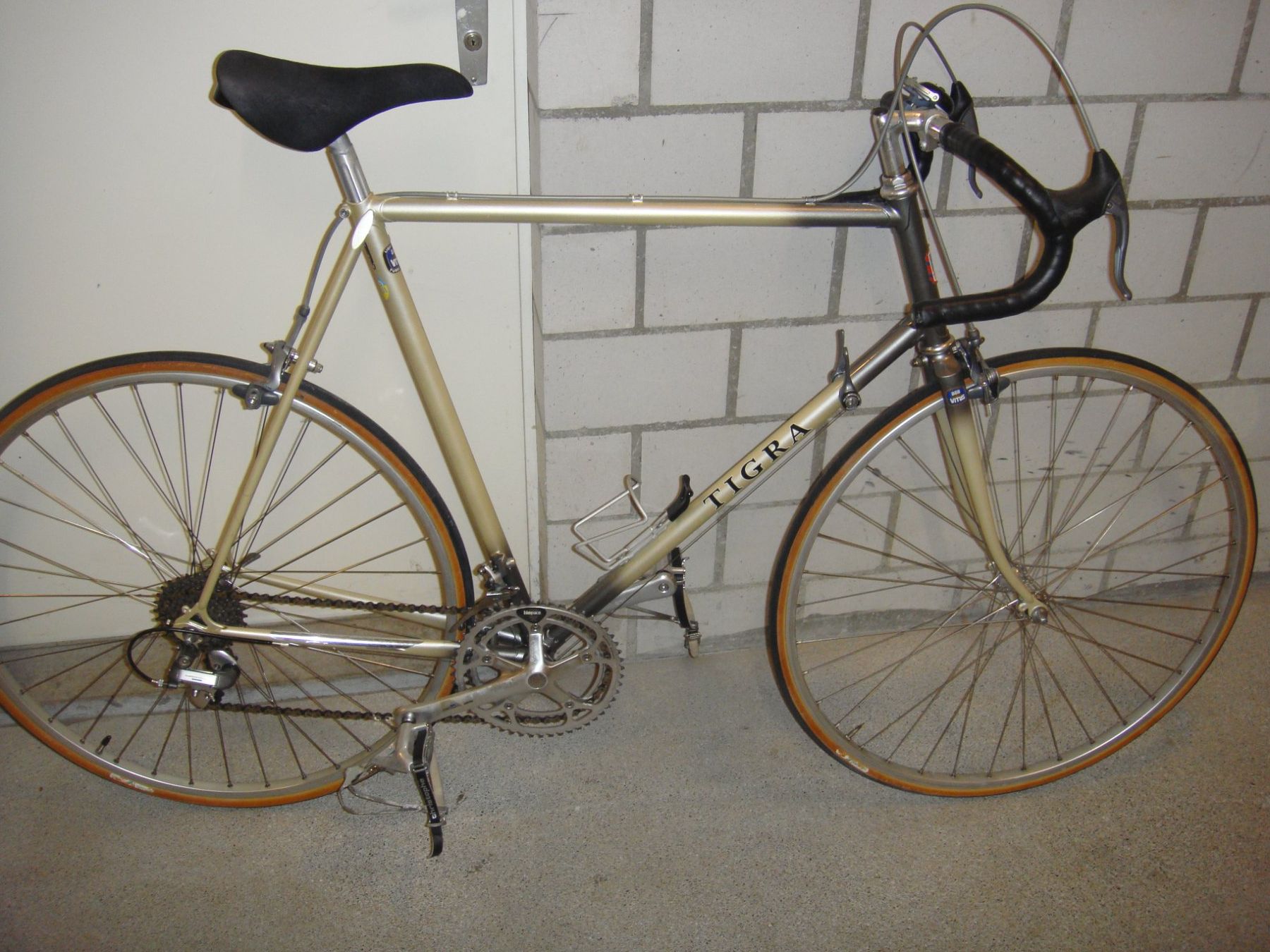 Velos: Antikes Rennvelo Tigra – Gebraucht aus muri ag von roessli01