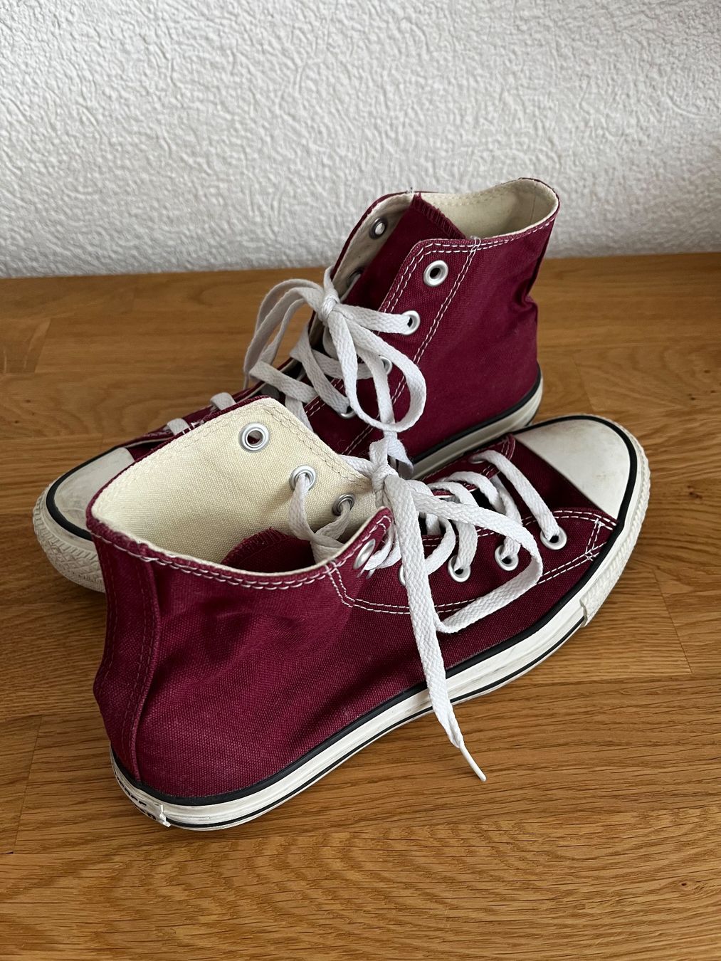 Converse Scarpe da uomo: Converse All Star bordeauxrot Gr. 39 – Usato da Abtwil AG venduto da AbtWilAG 1