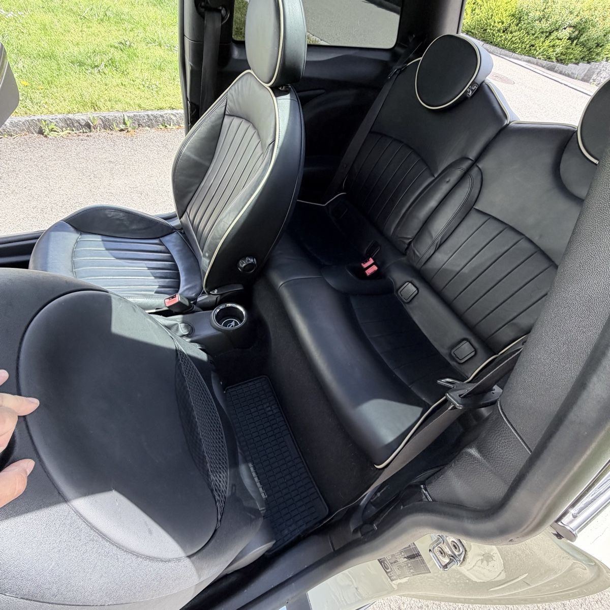 Mini Automobili: Mini Cooper D Weiss mit Leder gute Zustand – Usato da Gossau ZH venduto da 3dpl.ch 8
