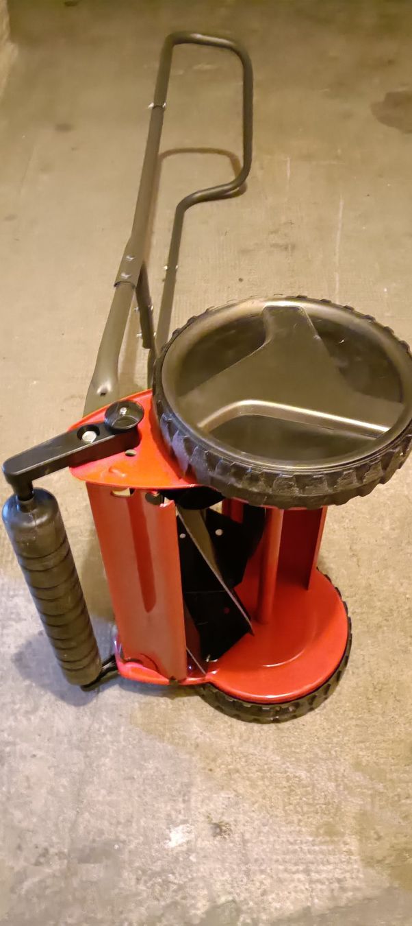 Einhell Rasenmäher: Tondeuse manuelle Einhell Handmower jamais utilisé – Neu (gemäss Beschreibung) aus La Chaux-de-Fonds von nicesun 4