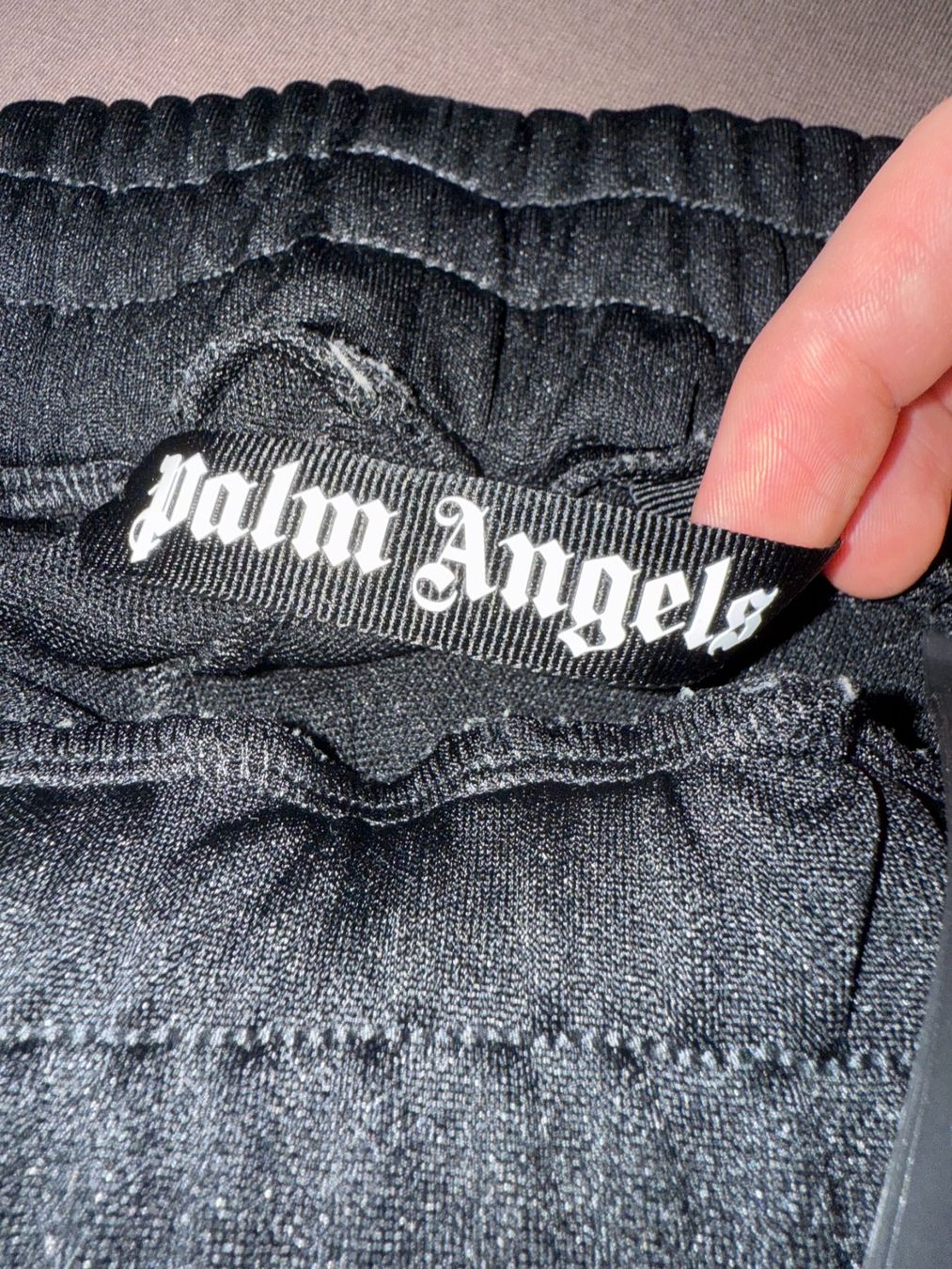 Palm Angels Pantaloni: Palm Angels Logo Track Pants – Usato da Frick venduto da HarleyQuinnIsLove 5