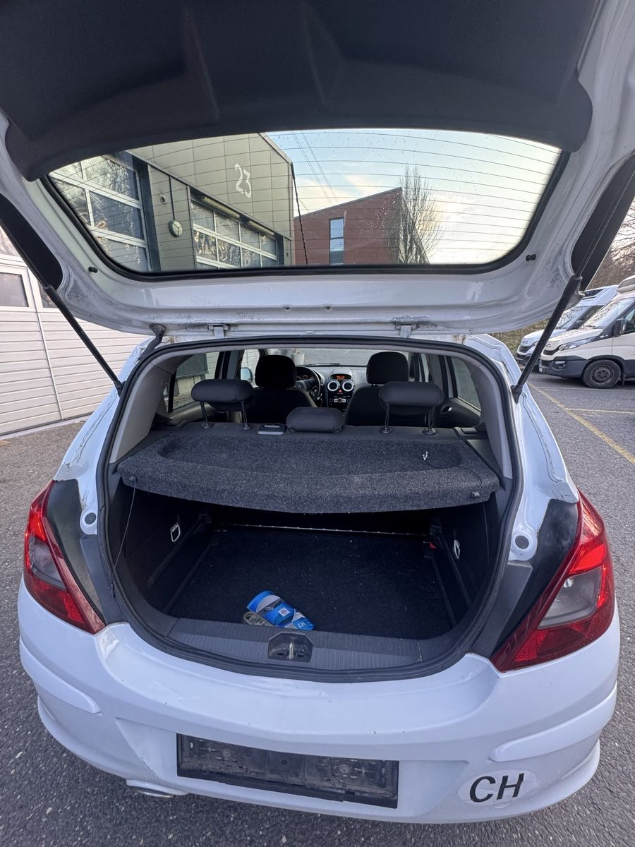 Opel Automobili: Opel Corsa D14 – Usato da Lonay venduto da PancheChakalov 7