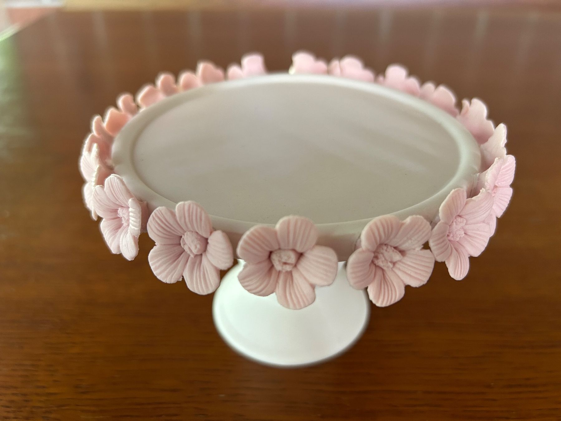 Piatti di portata: Etagère mini - weiss mit rosa Blümchenrand – Difettoso da Riniken venduto da einfach-so 1