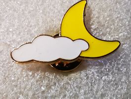 Ansteckpin 30: Wolke & Mond