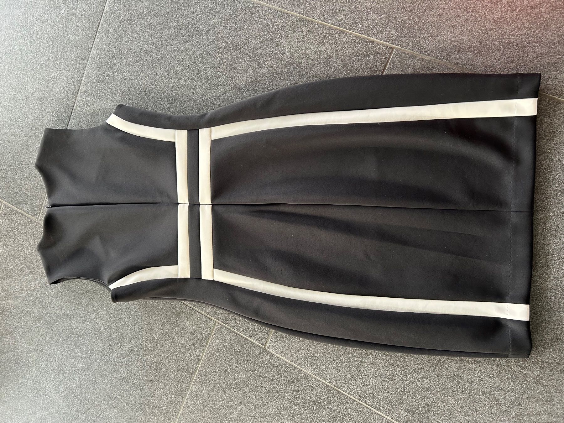 Calvin Klein Kleider: Calvin Klein Kleid Grösse 10 – Gebraucht aus Lengnau AG von gercla 1