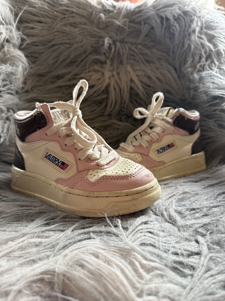 Autry Schuhe für Mädchen: Autry Sneaker Grösse 28 – Gebraucht aus BreilBrigels von Volcomgirl