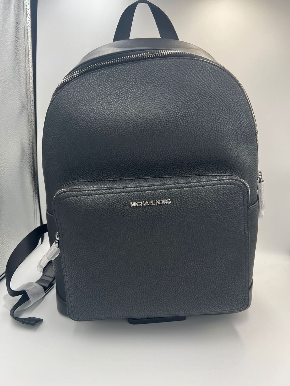 Michael Kors Sacs à dos: Michael Kors Rucksack black – Neuf avec emballage d'origine à Wiedlisbach par Sistershop 3