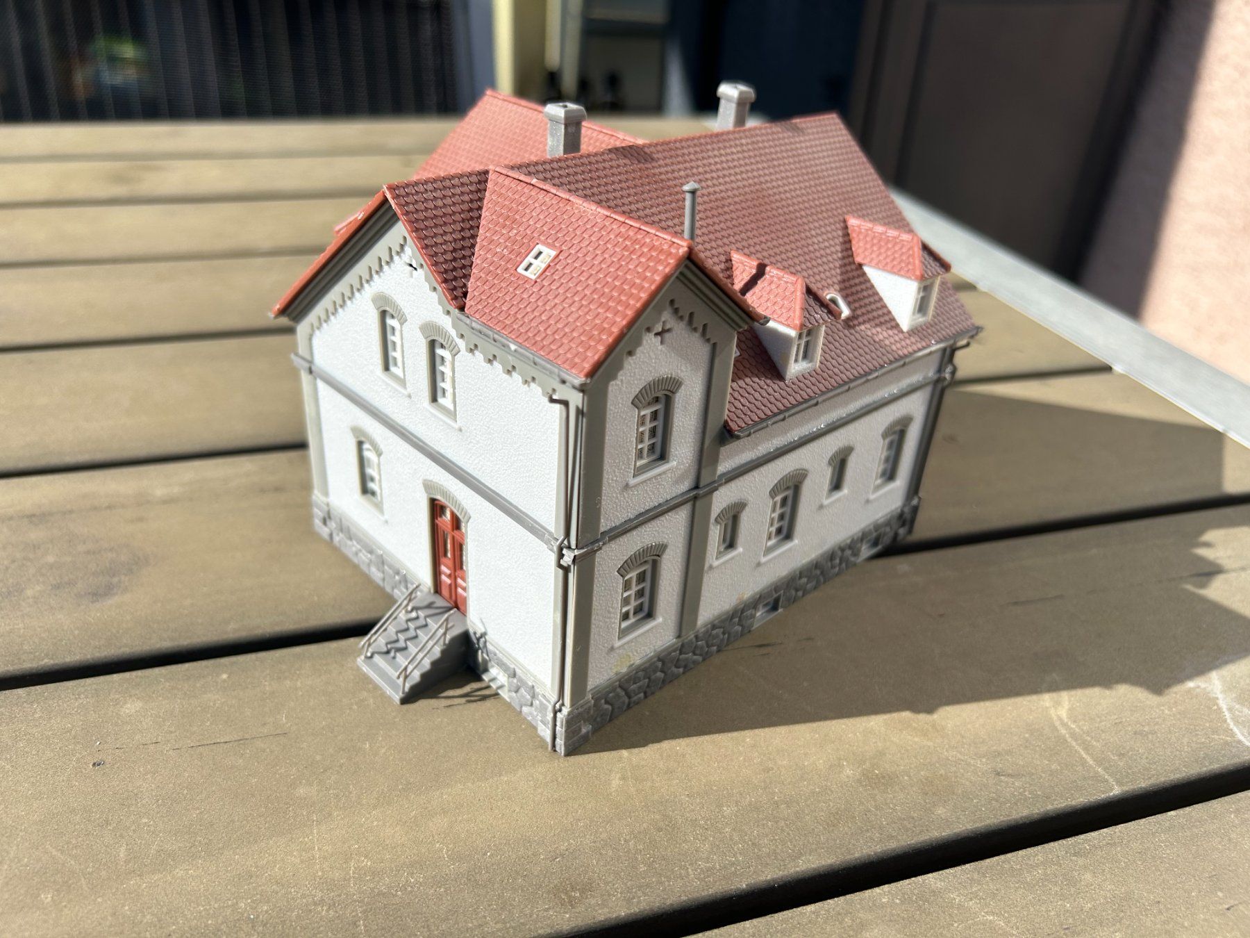 Vollmer Modellini di ferrovie: Vollmer Maison de maître H0 – Usato da Villeret venduto da Sonicjojo