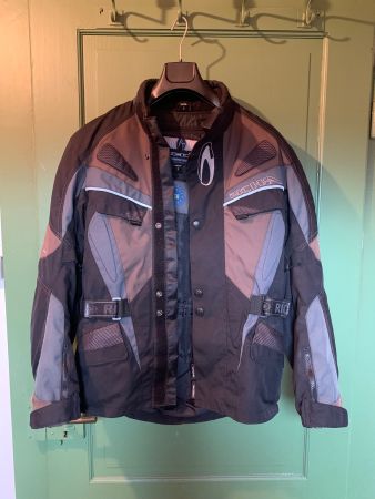 Motorradbekleidung