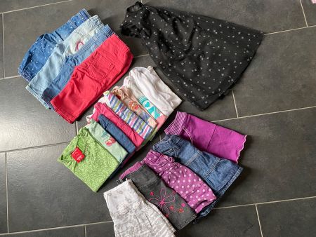 Buntes Kleiderset, Gr. 92/98/104