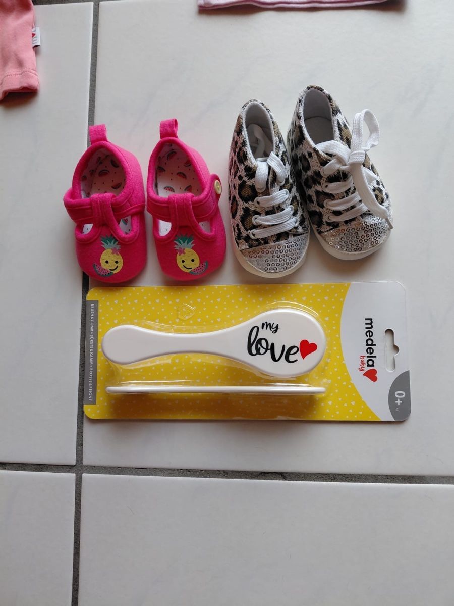 Kleiderpakete & -sets: Baby Kleiderpaket - Gr. 9 Monate – Gebraucht aus Grenchen von lia51 2