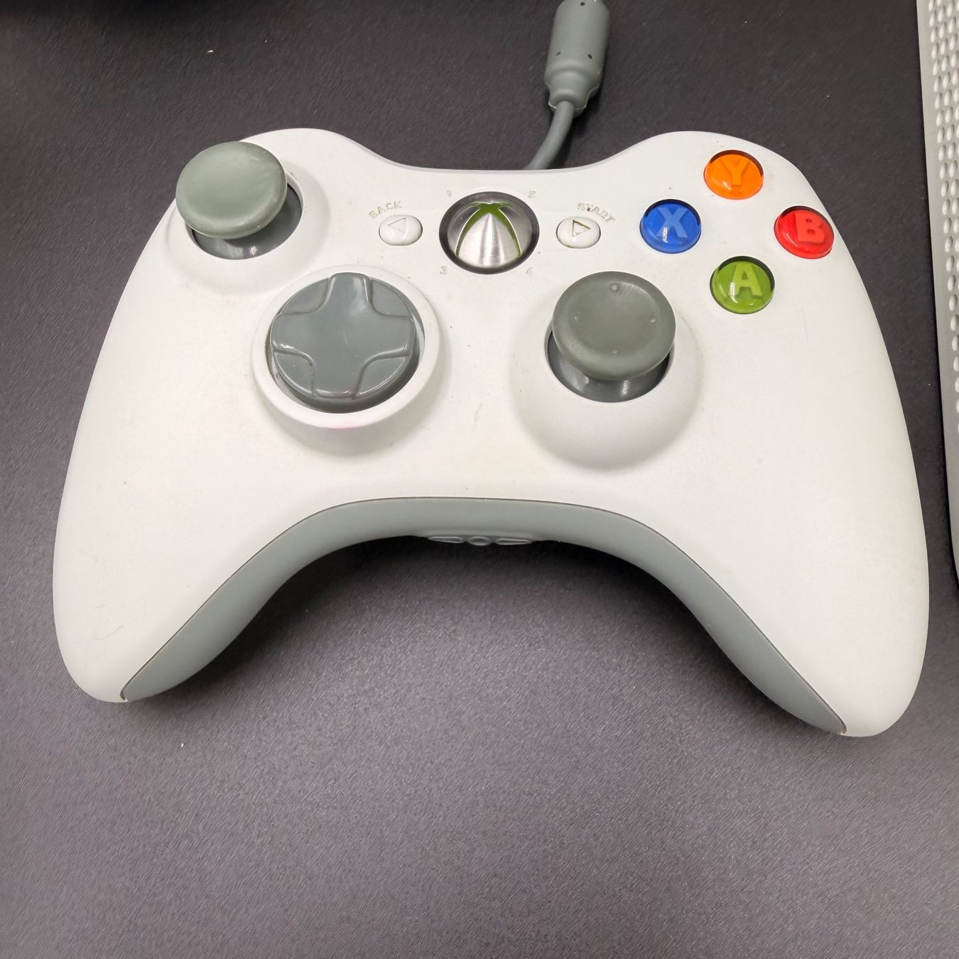 Microsoft Konsolen: Microsoft Xbox 360 Weiss – Gebraucht aus Düdingen von Nerdworld 1
