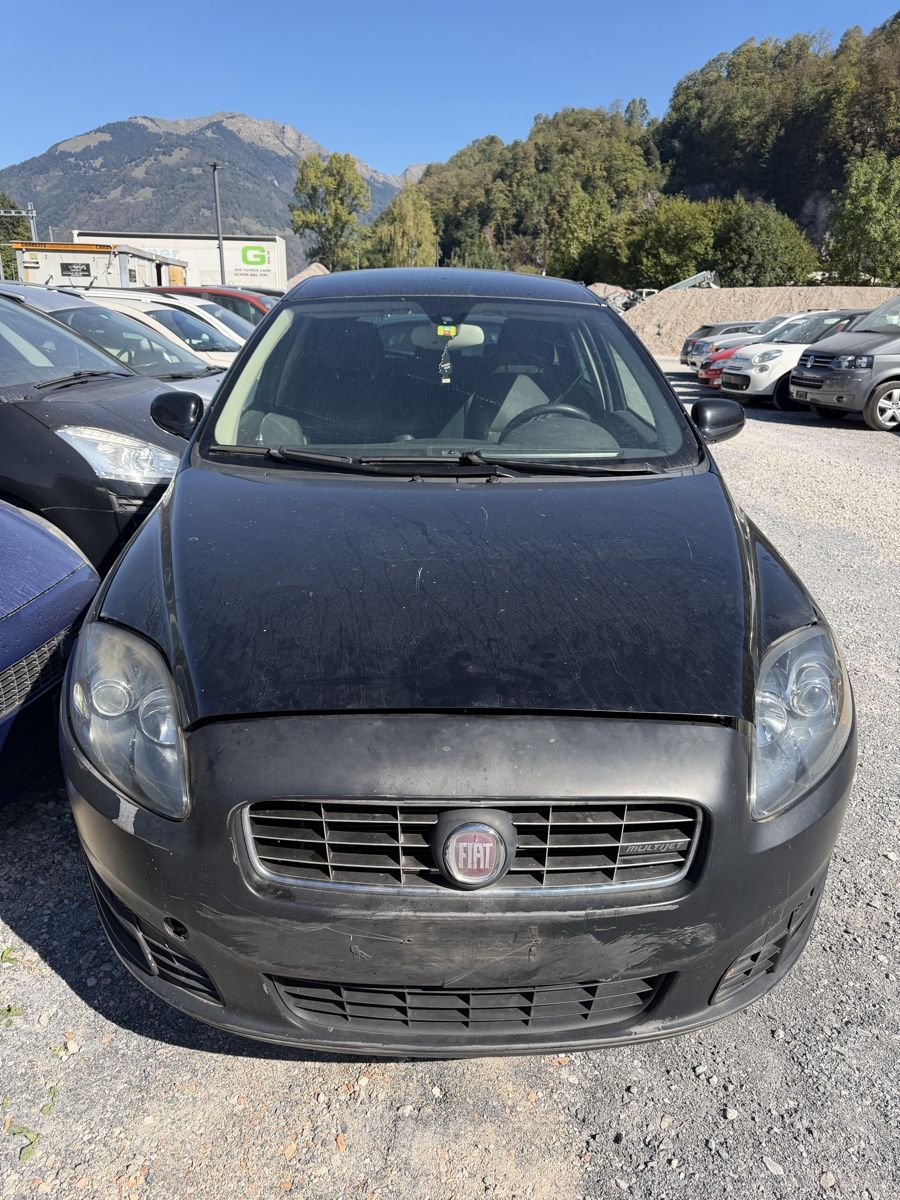 Fiat Automobili: Fiat Croma 1.9 Diesel – Difettoso da Mollis venduto da BSL10