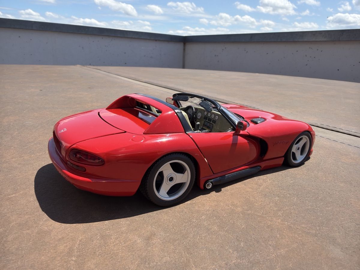 Bburago Modellini d'auto: Dodge Viper RT/10 - 1/18 - Bburago – Usato da Wolfwil venduto da Rolex1 3
