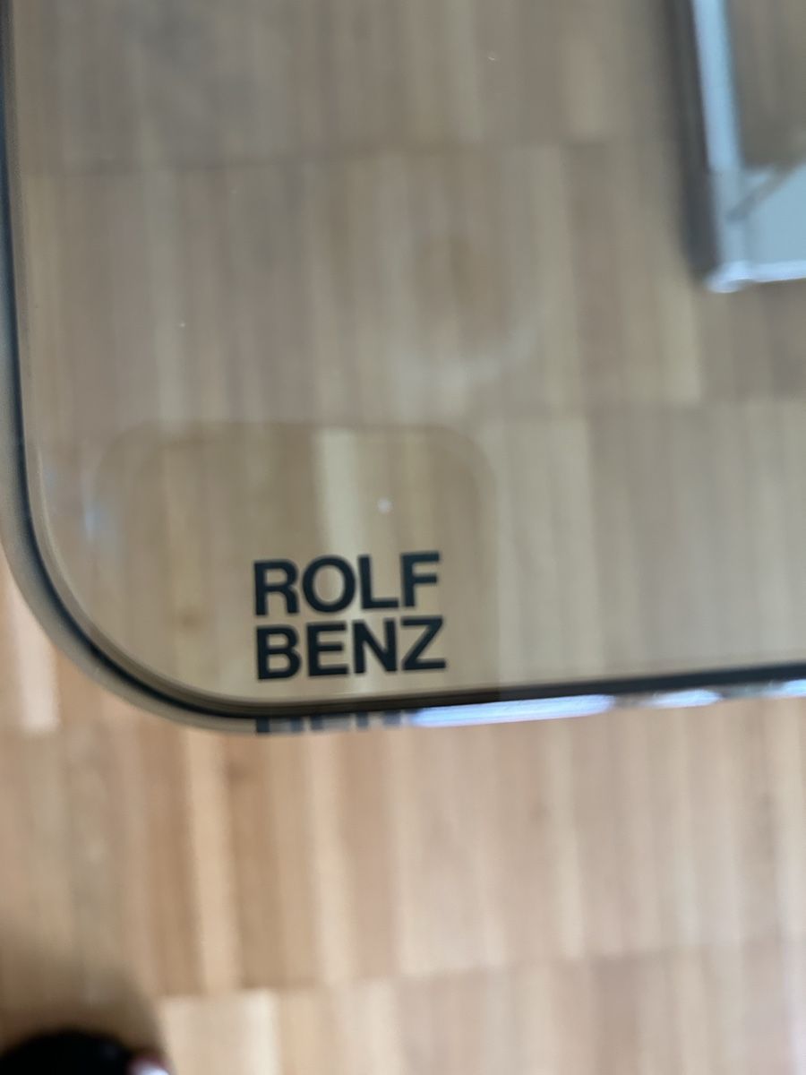 Rolf Benz Tables: Rolf Benz Glastisch rechteckig Metallfuss  – Neuf (Voir description) à Sevelen par Cheyennne 1