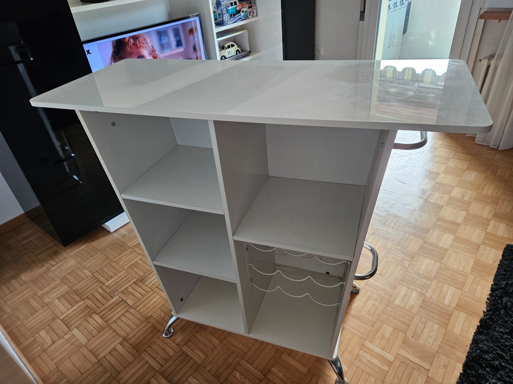 Allestimento di negozi e stand fieristici: Bar – Usato da Winterthur venduto da ThomasVtec 4