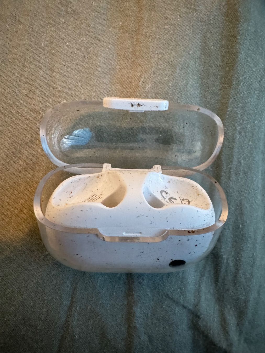 Cuffie: Aukey Kopfhörer Ladecase – Usato da Adliswil venduto da Busys 1