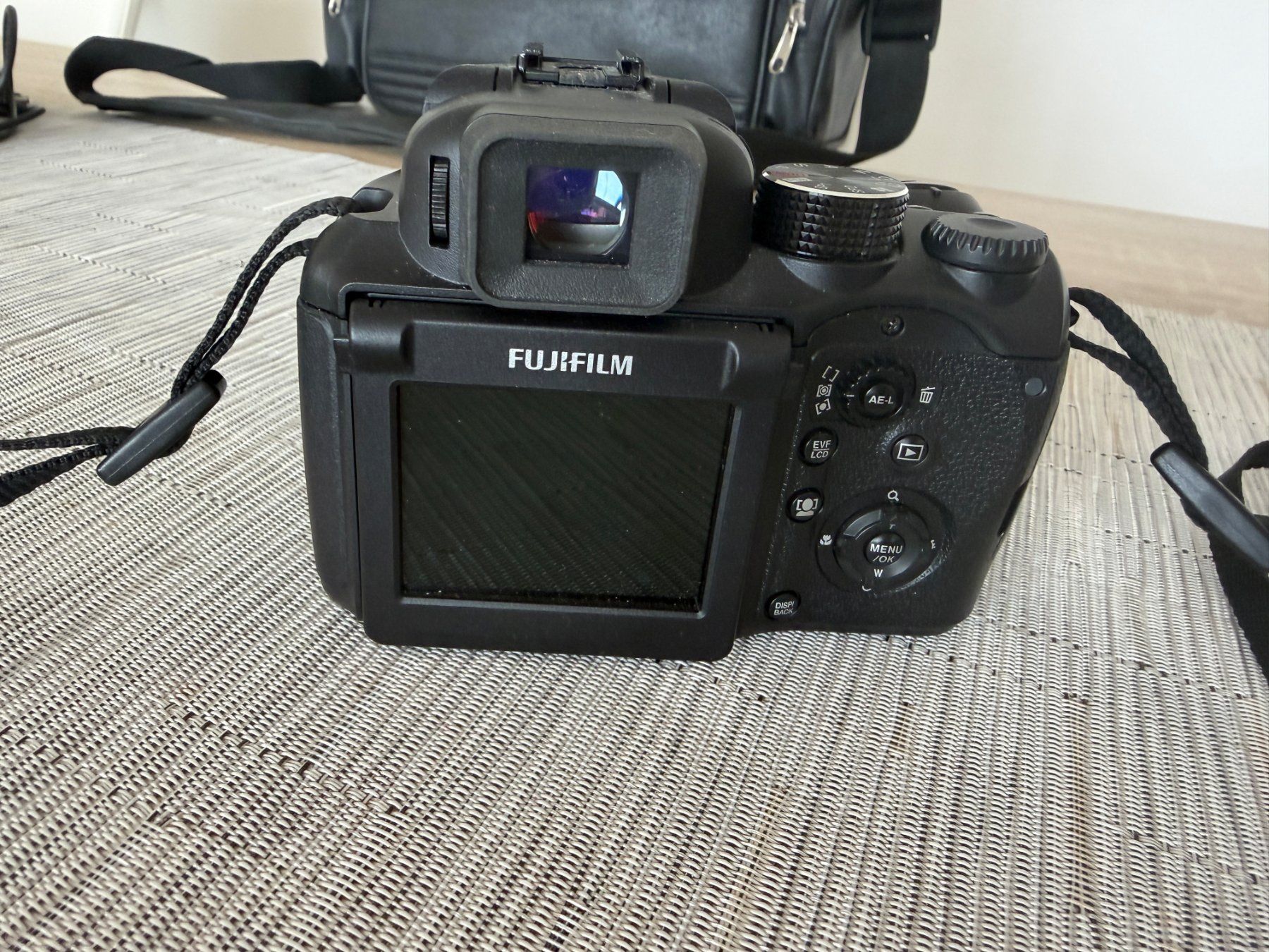 Fujifilm Fotocamera: Digital Kamera Fujifilm Finepix S100 FS – Usato da Kloten venduto da Racy05 1
